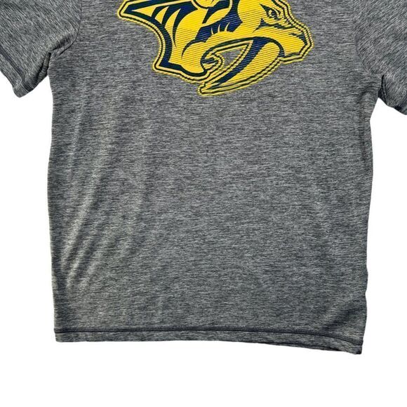 NHL Women's‎ Nashville Predators Performance T-Shirt - Picture 4 of 12
